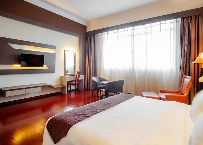 Golden View Hotel